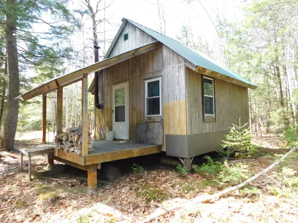 157 Bradley Lane, Mercer, ME 04957