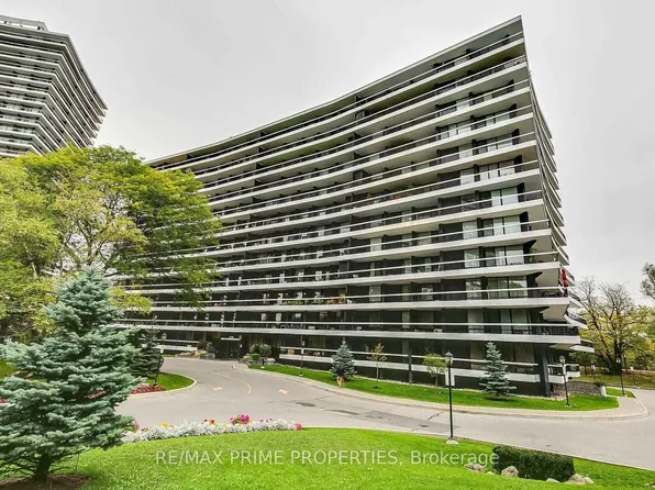 115 Antibes Dr #907, Toronto, ON M2R 2Y9