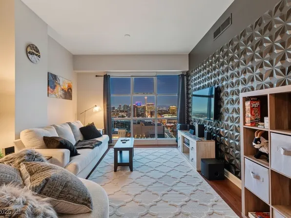 150 Las Vegas Blvd #1608, Las Vegas, NV 89106