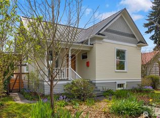 717 N 73rd Street, Seattle, WA 98103