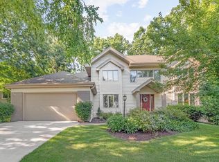 7126 New Washburn Way, Madison, WI
