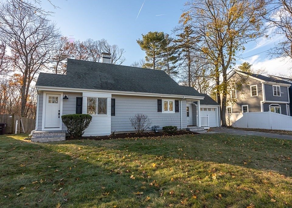 1st image of 15 Aster Cir
