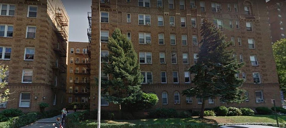 1st image of 14010 Franklin Ave APT B05