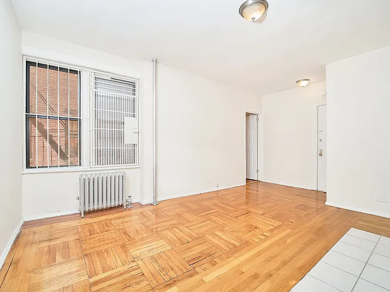 64 Hillside Ave #6M — Photo 6