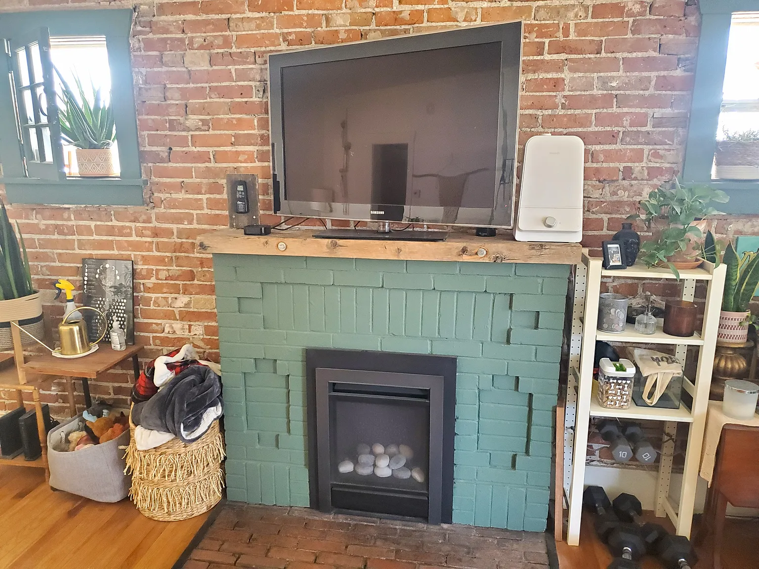 2 bed, 900 sqft, $2,600 — Photo 3