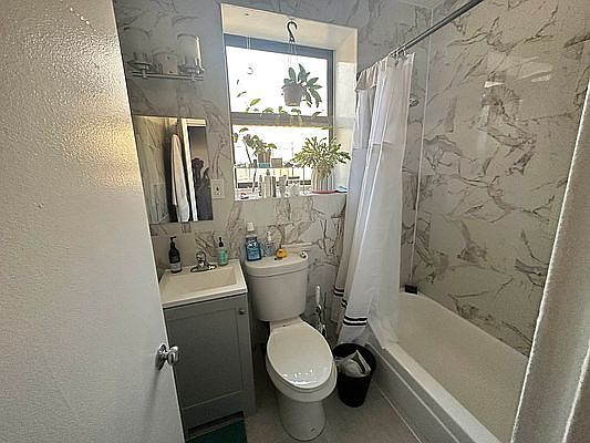 5th image of 211 W 146th St #6A