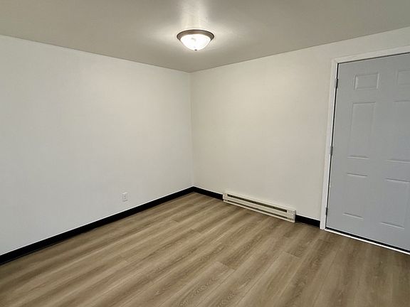 5th image of 1818 School St #A
