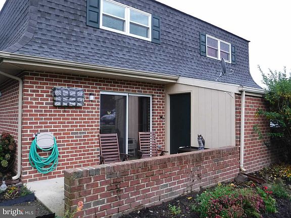 4th image of 42 Glenview Cir