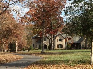 7031 Paradise Mill Rd, Centreville, VA 20121