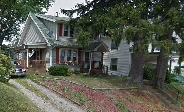 56 Norwood Ave photo 1