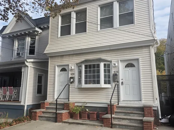 426 Fairmount Avenue image 2 of 14