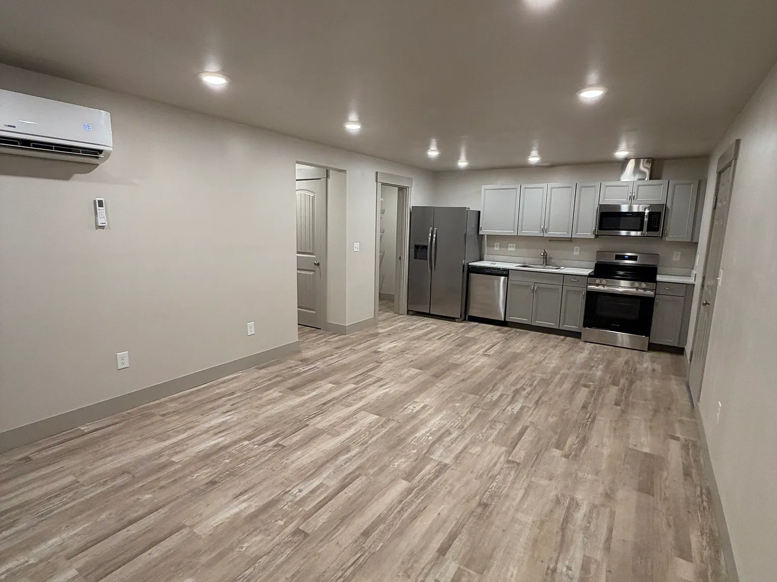 2 bed, $1,700 — Photo 3