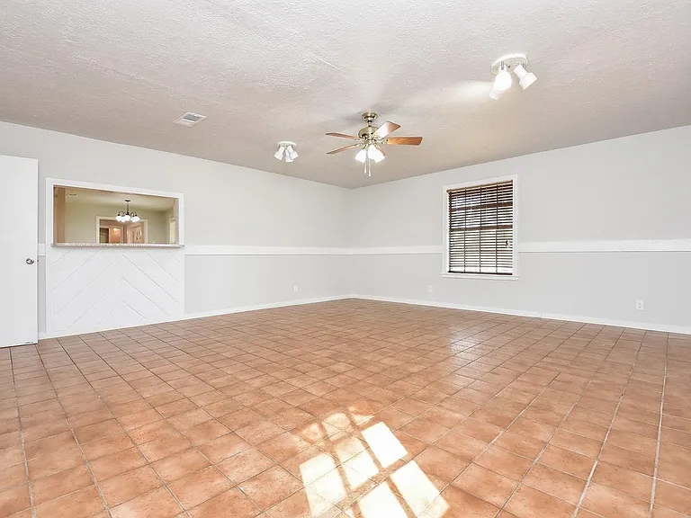 12713 Roy Harris Loop — Photo 11