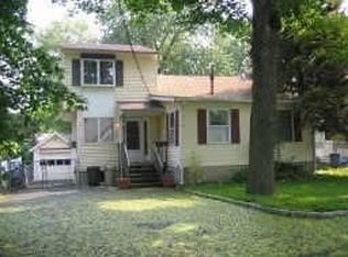 36 N Shore Rd, Denville, NJ 07834