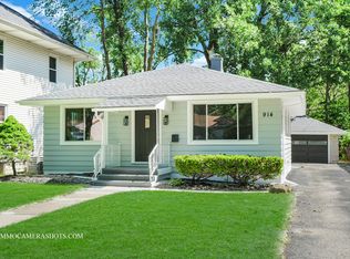 914 Morgan St, Joliet, IL 60436