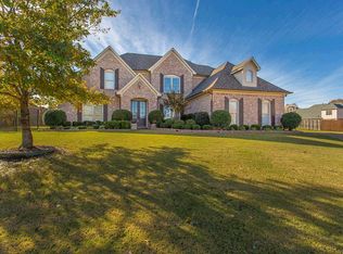 497 Indian Hollow Cv, Collierville, TN 38017