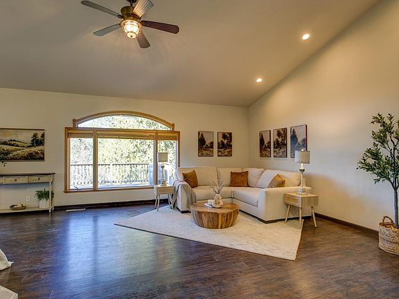 5th image of 3900 Tawanka Rd