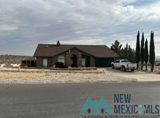 802 Fountain Dr, Carlsbad, NM 88220