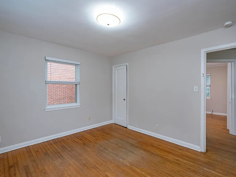 410 Newsom St — Photo 8
