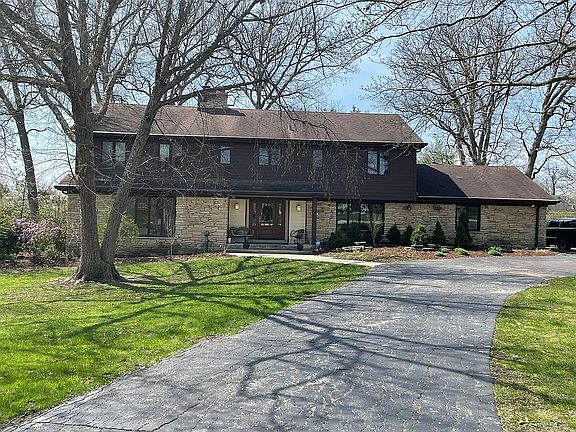 2nd image of 629 Prestwick Dr