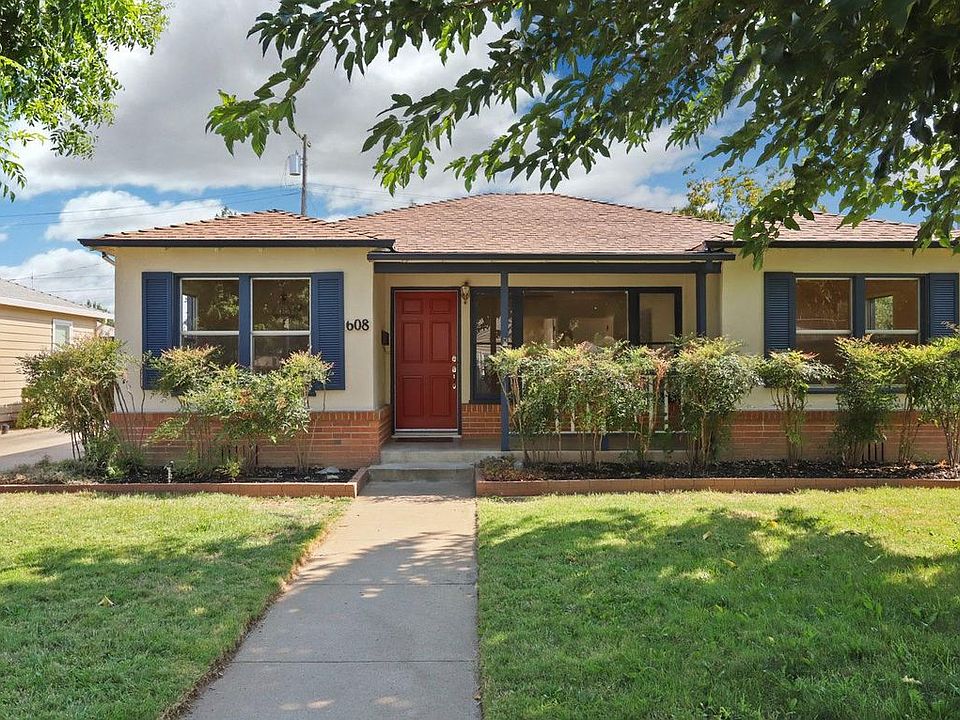 1st image of 608 Alicante Dr