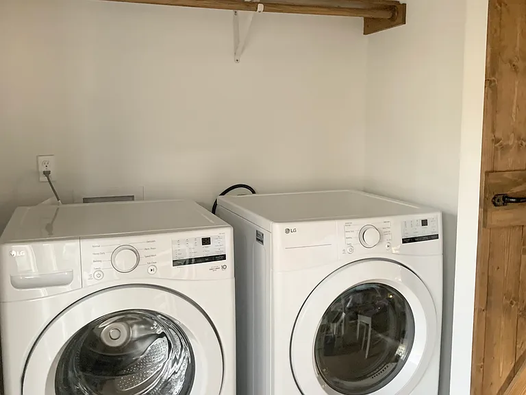110 Acadia Dr — Photo 16