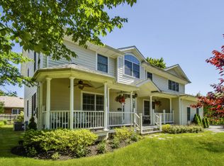 25 Wansor Ave, Bayville, NY 11709