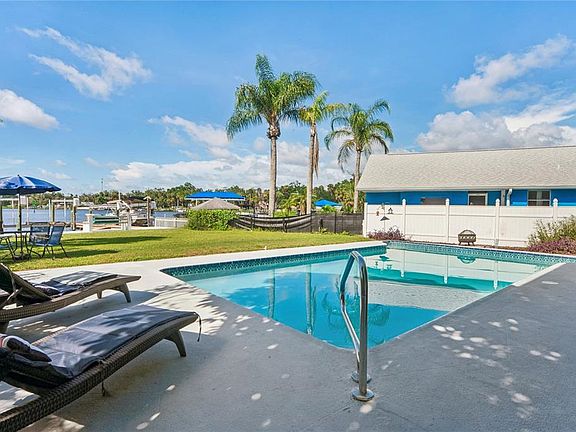 4th image of 5531 MANATEE POINT DRIVE