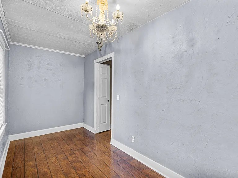 209 W Bridgers Street Ext — Photo 7