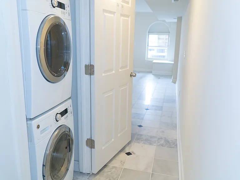 1023 N Calvert St #B — Photo 9