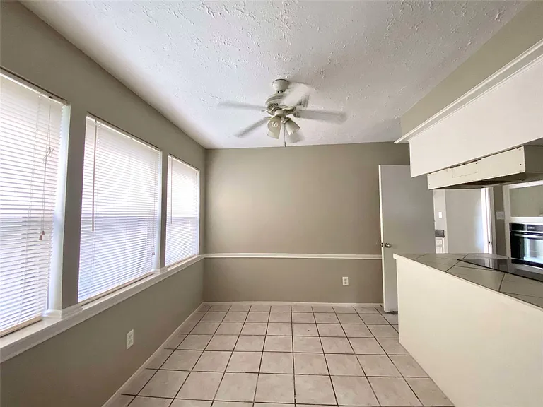 3123 Sam Houston Dr — Photo 12