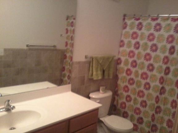 3rd image of 3020 University Ave SE APT 402