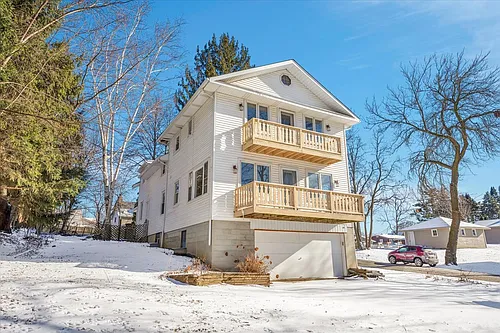 49 N Lake Ave Photo 1