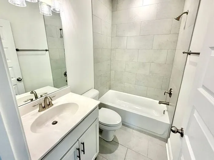 7455 Newbury Dr — Photo 8