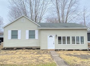 138 S Division St, Braidwood, IL 60408