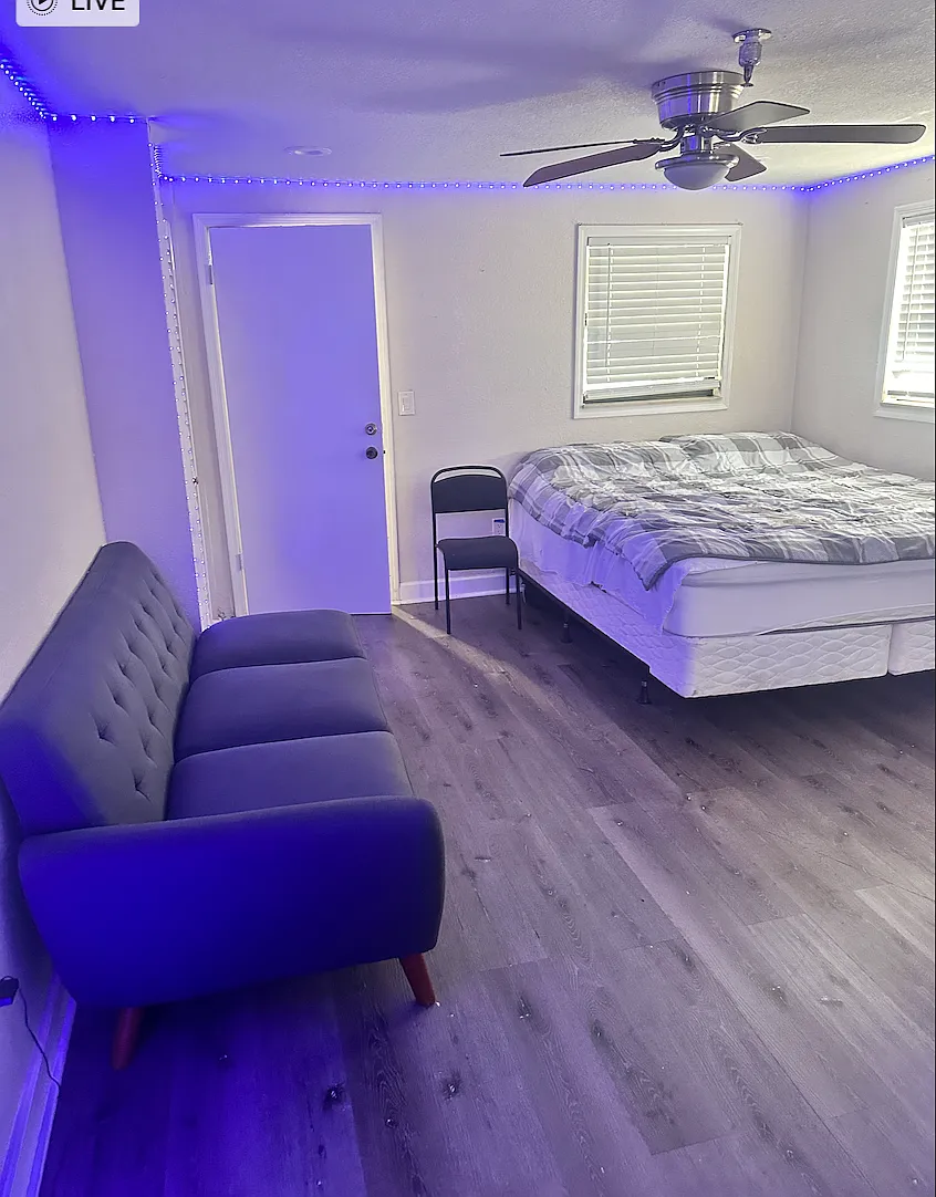 Studio, 550 sqft, $1,290 — Photo 4