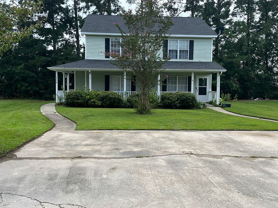 1st image of 226 Plantation Rd APT A