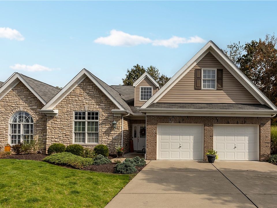 1st image of 537 Huntclub Dr