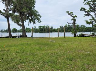 1917 Jimmys Rd, New Bern, NC 28560