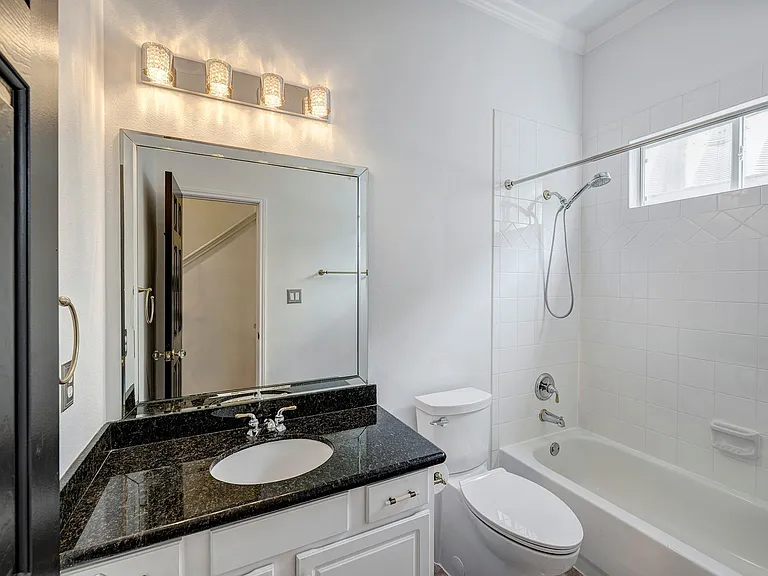 5207 Blossom St — Photo 19
