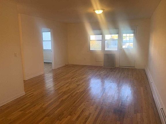 2nd image of 4016 31st Ave APT 3
