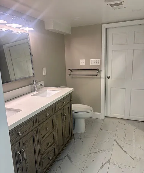 906 S Randolph St #2 — Photo 2