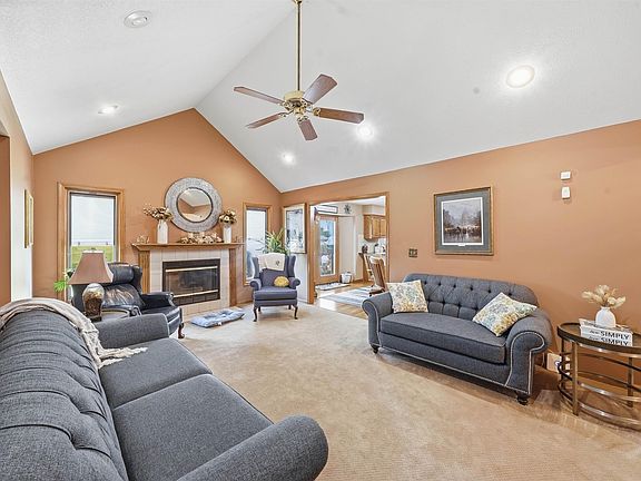5th image of 6522 SW 23rd Ct