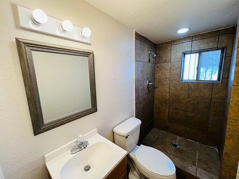 7182 Ponce Dr — Photo 9