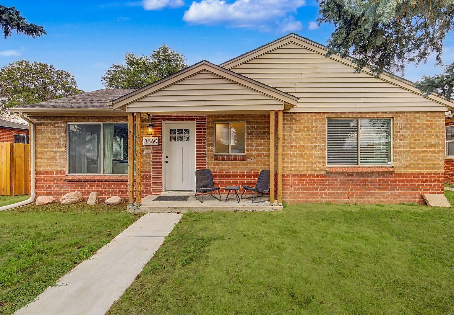 3 bed, 1.0 bath, 1079 sqft, $2,895 — Photo 1