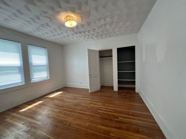661 Columbia Rd #1