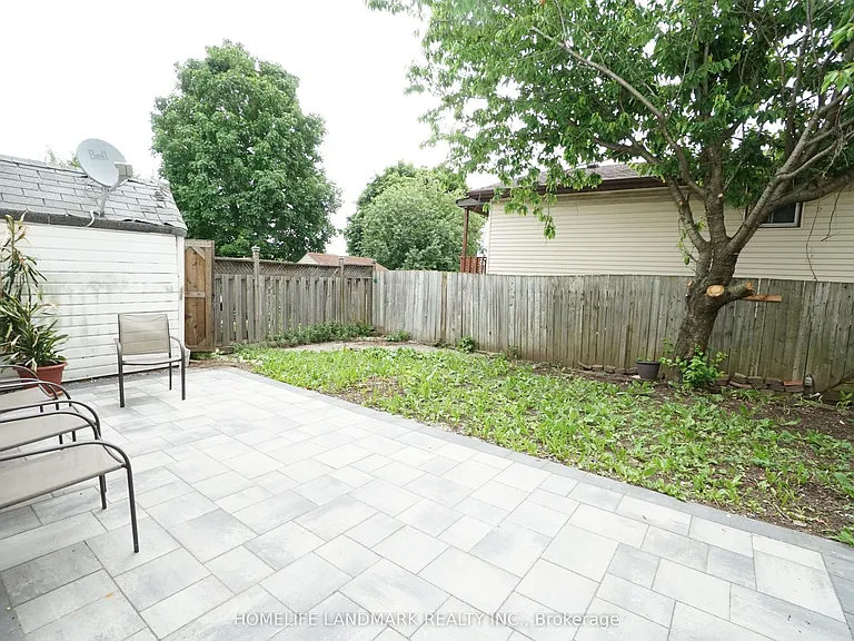 594 Queen Victoria Dr #GOUND BASEMENT — Photo 29