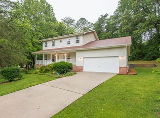 109 Hollbrook Ln, Oak Ridge, TN 37830