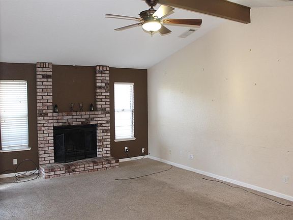 5th image of 2205 Northridge Dr