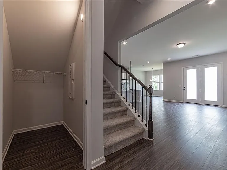 212 Birchwood Row — Photo 16